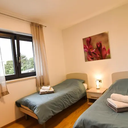 Luxury Punta With Sea View And Swimming Pool Apartmán Premantura